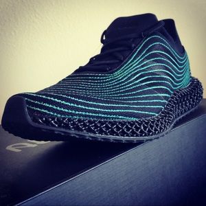 Parley x Ultra 4D Uncaged “ Black Blue Spirit”